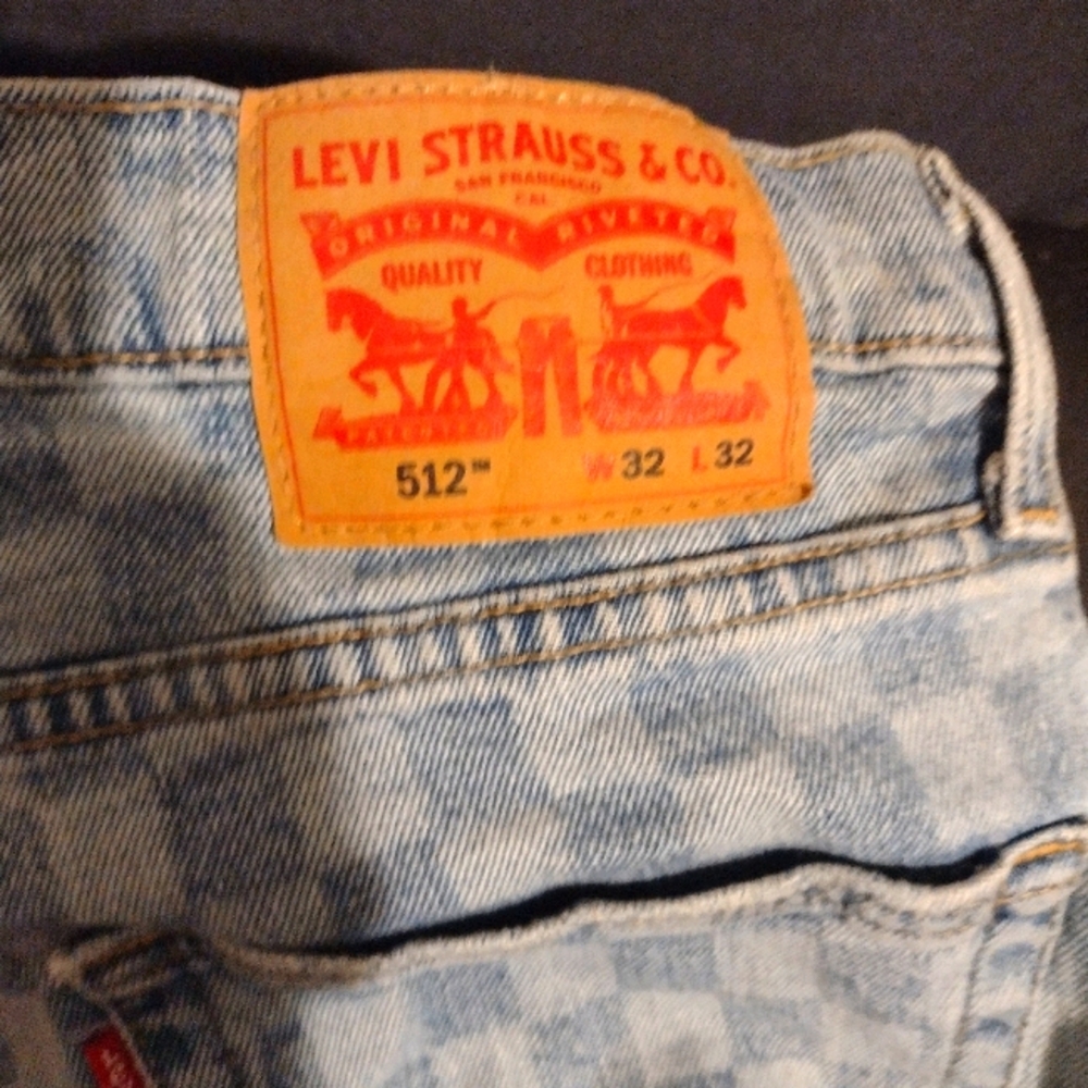 32 x 32 Levi's Checkered Jeans